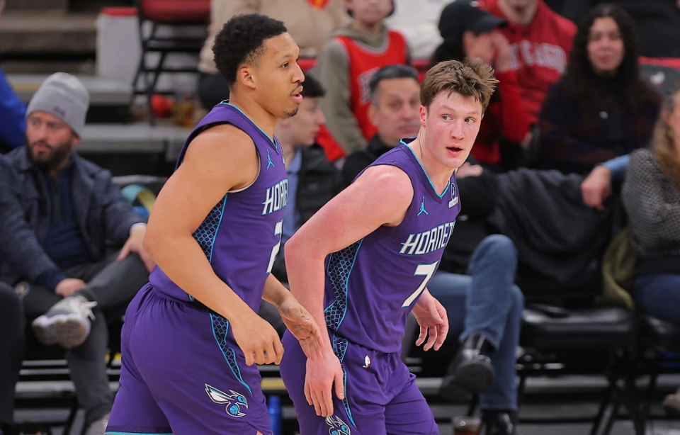 Góc Nhìn J88: Hornets gặp đòn giáng! Knueppel và Grant Williams đều bị chấn thương gân kheo: cả hai sẽ vắng mặt giai đoạn tiền mùa giải