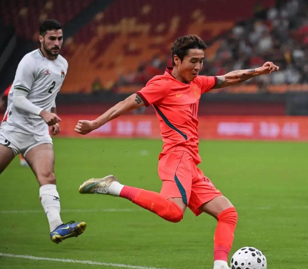 Góc Nhìn J88: Thua 0-5, sự việc leo thang, Tân Hoa Xã ra tay bình luận sắc, đâm trúng xương sống mọi cầu thủ